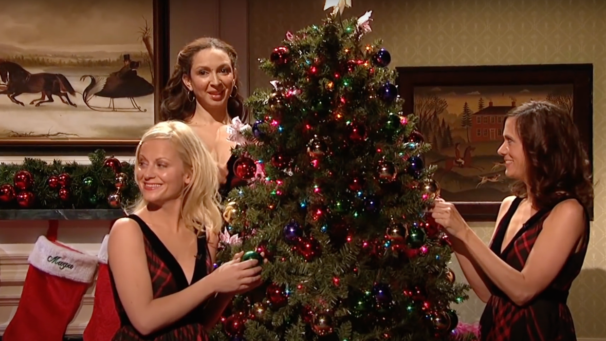 Top 10 SNL Christmas Skits Through The Years