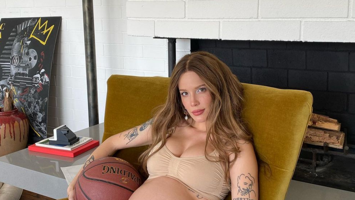 Halsey Announces The Birth of Her First Child