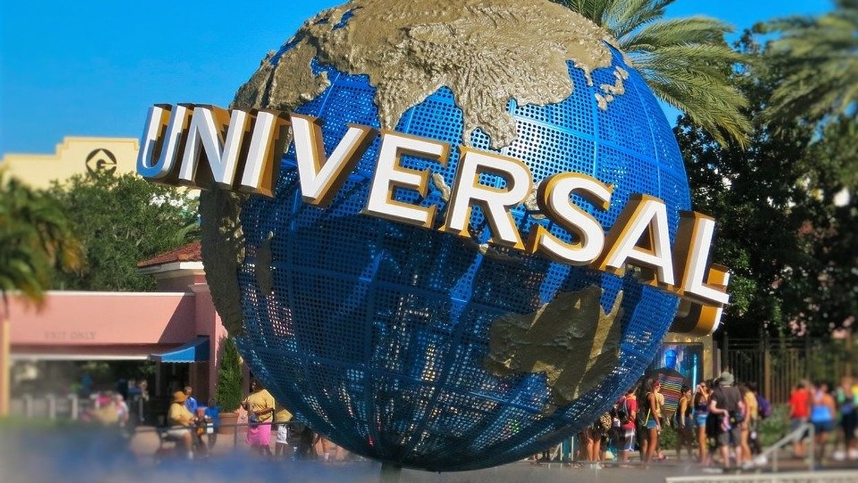 AMC and Universal Studios Agree On A Historic Deal