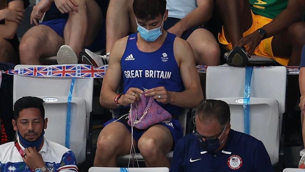 Tom Daley Knits During a Women's Diving Final at the Olympics