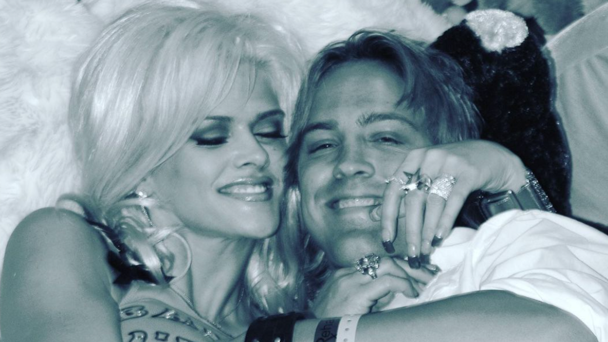 Anna Nicole Smith's Ex Pays Tribute 15 Years After Her Death