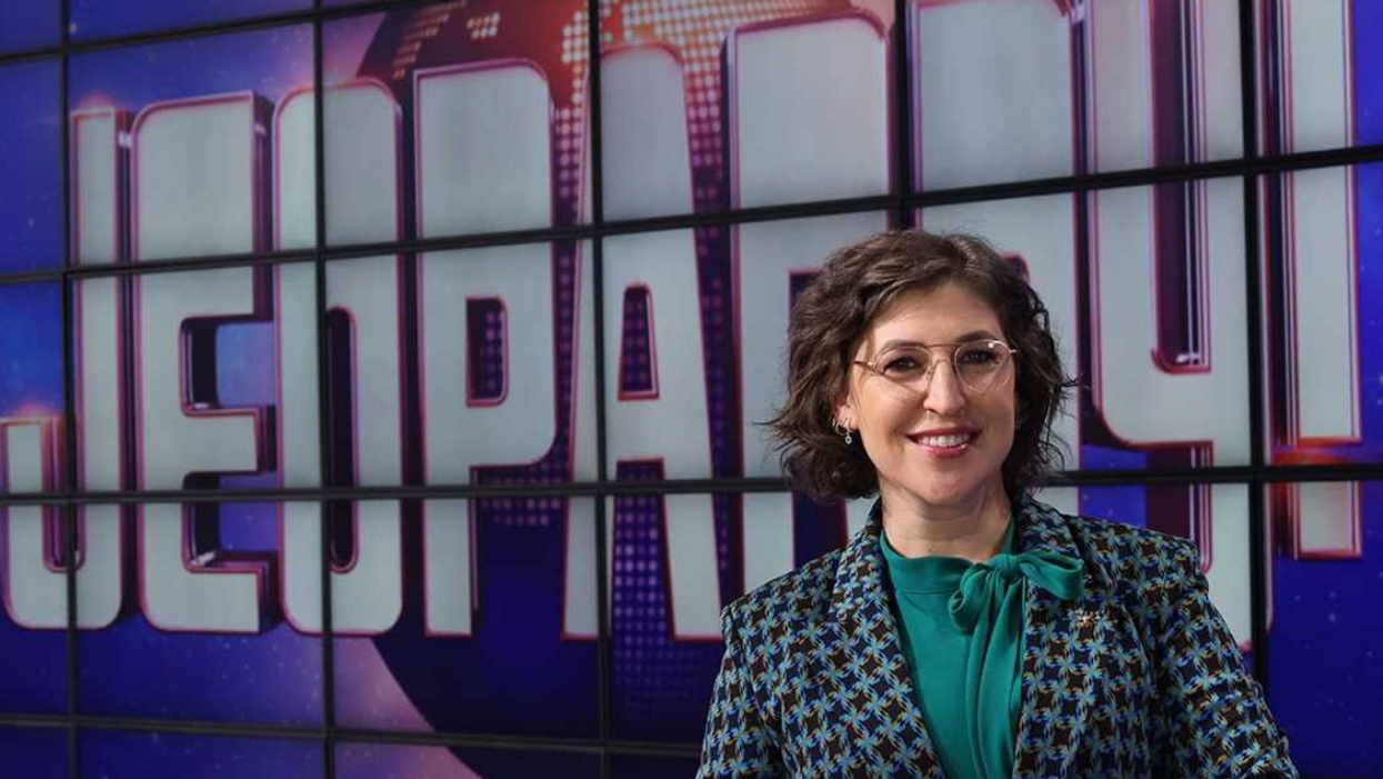 Mayim Bialik Teams Up With National Alliance On Mental Illness To Raise Funds On 'Jeopardy'